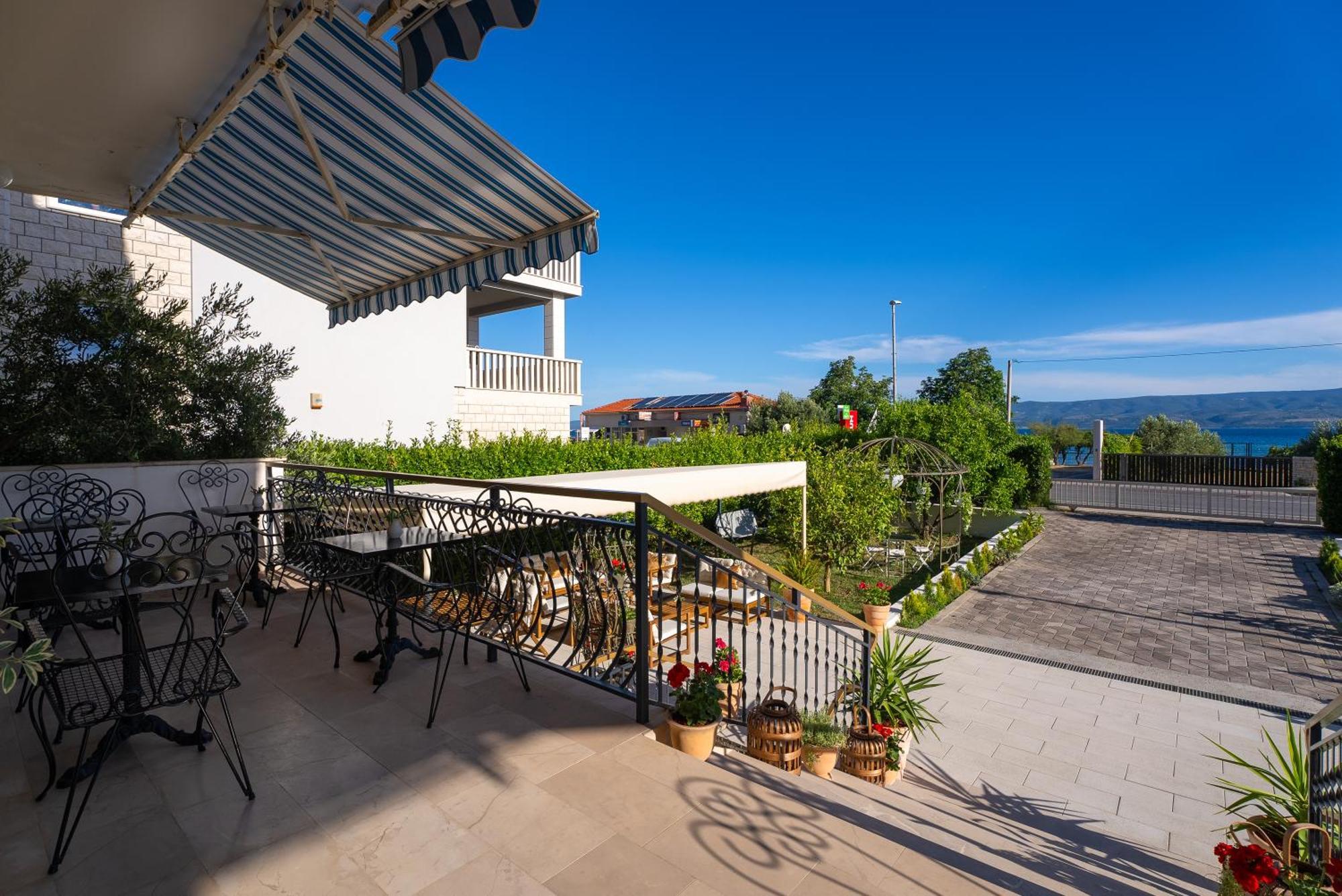 Storge Boutique Bed & Breakfast Omiš Dış mekan fotoğraf