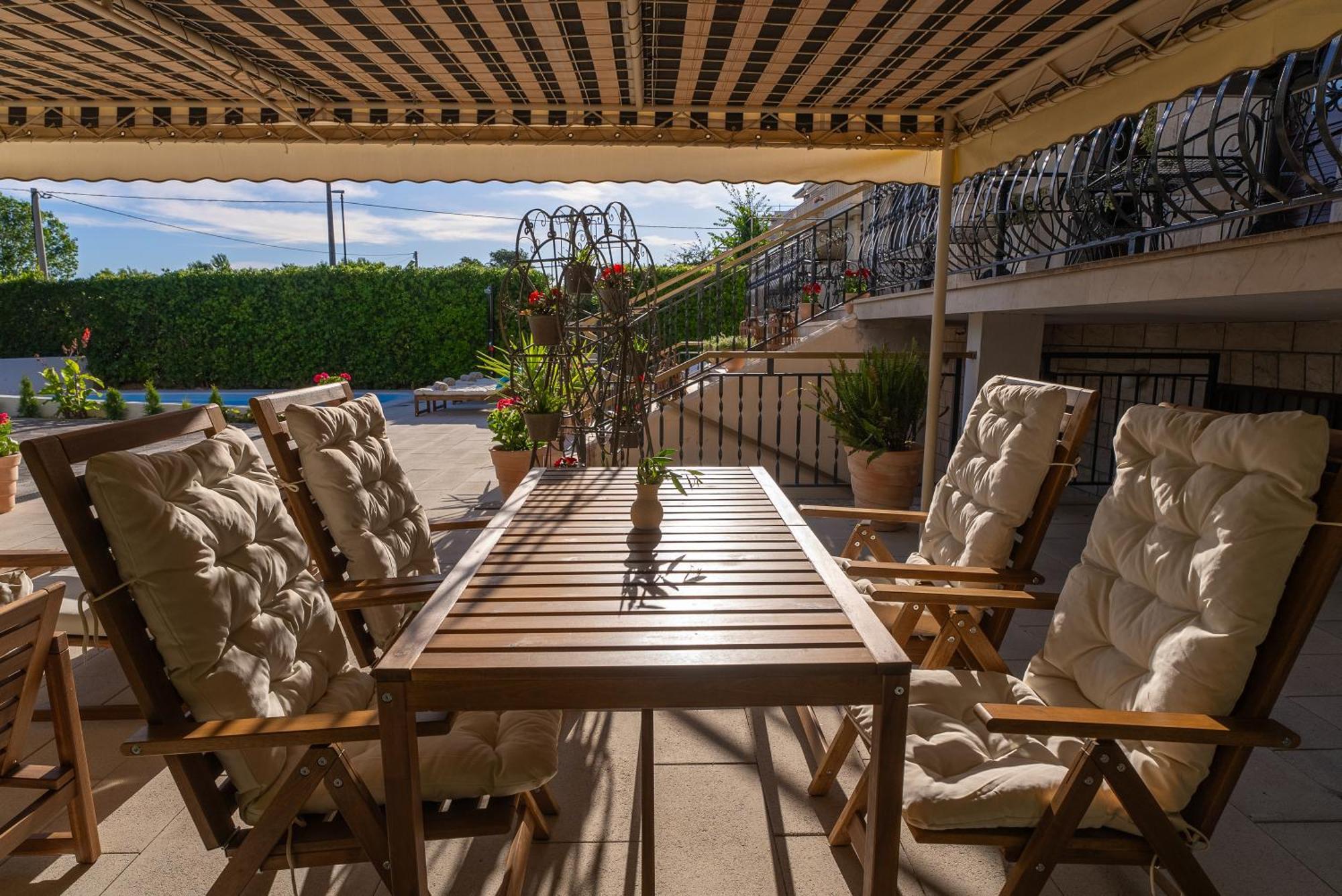 Storge Boutique Bed & Breakfast Omiš Dış mekan fotoğraf