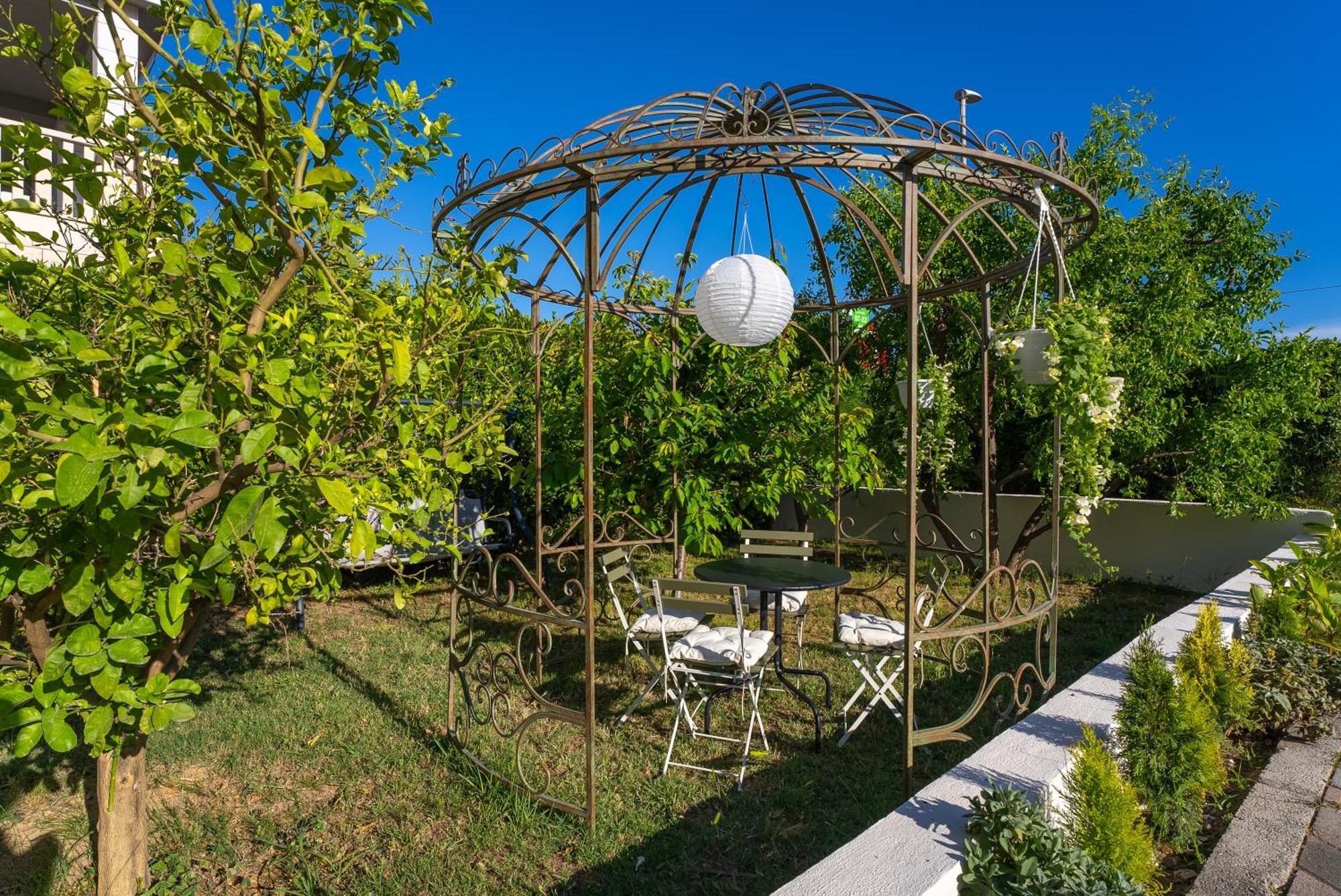 Storge Boutique Bed & Breakfast Omiš Dış mekan fotoğraf