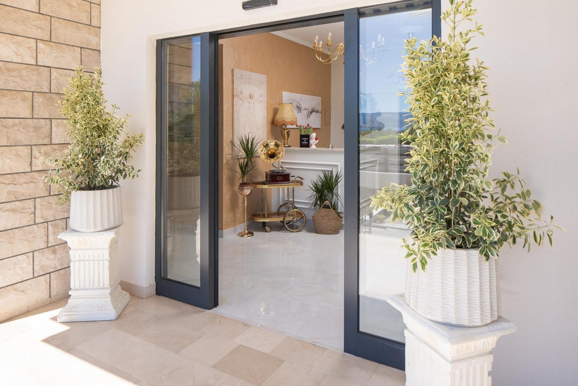 Storge Boutique Bed & Breakfast Omiš Dış mekan fotoğraf